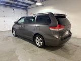 Used 2012 Toyota Sienna LE image 4