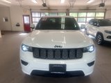 Used 2018 Jeep Grand Cherokee Altitude image 2