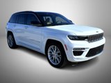 Used 2023 Jeep Grand Cherokee Summit w/ Luxury Tech Group V image 3