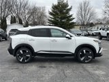 New 2025 Nissan Kicks SR image 4