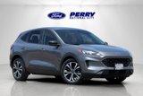 Used 2021 Ford Escape SE w/ SE Sport Appearance Package image 2