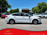 Used 2018 Ford Fusion SE w/ Fusion SE Technology Package image 4