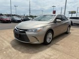 Used 2016 Toyota Camry LE image 4