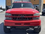 Used 2005 Chevrolet Silverado 2500 LT w/ Heavy-Duty Power Package image 2