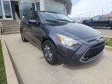 Used 2019 Toyota Yaris L image 3
