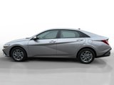 Used 2025 Hyundai Elantra Blue image 2