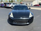 Used 2011 Nissan 370Z Coupe image 2