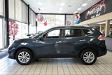 Used 2015 Nissan Rogue SV image 3