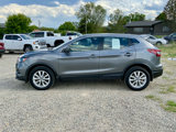 Used 2021 Nissan Rogue Sport S image 2