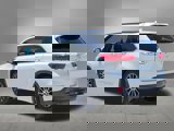 Used 2017 Toyota Highlander SE image 3