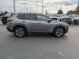 Used 2023 Nissan Rogue SV image 4