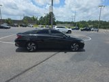 Used 2024 Hyundai Elantra Limited image 2