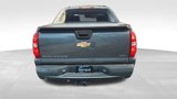 Used 2011 Chevrolet Avalanche LT image 4
