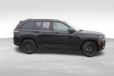 Certified 2024 Jeep Grand Cherokee Altitude image 4