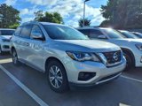 Used 2018 Nissan Pathfinder SV image 3