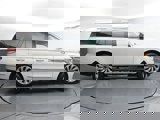 Used 2024 Lincoln Navigator Premiere image 3