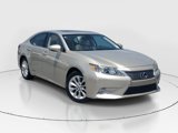 Used 2014 Lexus ES 300h image 2