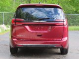 Used 2023 Chrysler Pacifica Touring-L image 5