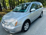 Used 2009 Kia Sedona LX image 2