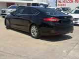 Used 2017 Ford Fusion SE w/ Fusion SE Technology Package image 2