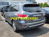 Used 2016 Nissan Pathfinder SV image 4