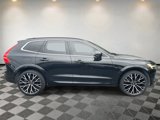 Used 2022 Volvo XC60 B5 Momentum w/ Advanced Package image 2