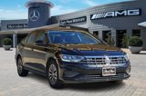 Used 2019 Volkswagen Jetta SE image 2