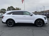 New 2025 Kia Sorento S image 2