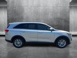 Used 2017 Kia Sorento LX image 4