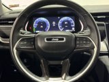 Used 2022 Jeep Grand Cherokee Limited image 4