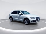 Used 2015 Audi Q5 2.0T Premium Plus w/ Technology Package image 2