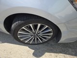 Used 2018 Kia Cadenza Premium image 4
