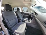 Used 2016 Volkswagen Golf SE image 5