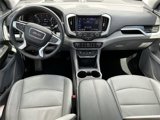 Used 2020 GMC Terrain SLT w/ Preferred Package image 3