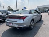 Used 2022 Hyundai Elantra Limited image 4