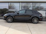Certified 2024 Porsche Macan image 2