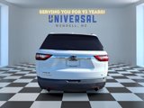 Used 2020 Chevrolet Traverse LT w/ LT Premium Package image 4