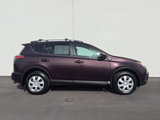 Used 2018 Toyota RAV4 LE image 2