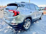 Used 2024 GMC Terrain SLT image 6