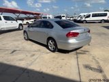Used 2013 Volkswagen Passat TDI SE image 5
