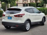 Used 2020 Nissan Rogue Sport SV image 5