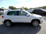 Used 2012 Volkswagen Tiguan SE image 6