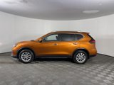 Used 2019 Nissan Rogue SV image 3