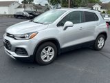 Used 2019 Chevrolet Trax LT w/ LT Convenience Package image 3
