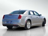 Used 2016 Chrysler 300 C image 4