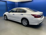 Used 2016 Nissan Altima 2.5 S w/ Power Driver Seat Package image 5
