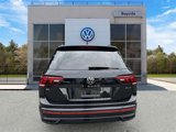 Certified 2022 Volkswagen Tiguan SE R-Line image 5