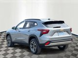 Certified 2024 Chevrolet Trax LT w/ Driver Confidence Package image 3