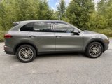 Used 2017 Porsche Cayenne S image 4