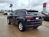 Used 2018 Jeep Compass Latitude w/ Popular Equipment Group image 3